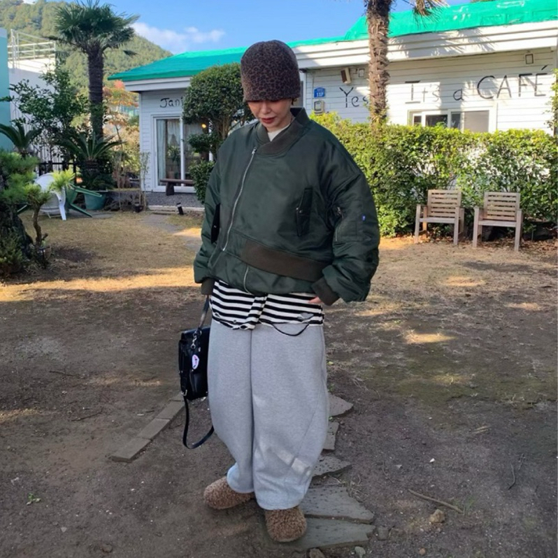 tw-11134207-81ztg-mic1ftytagp497