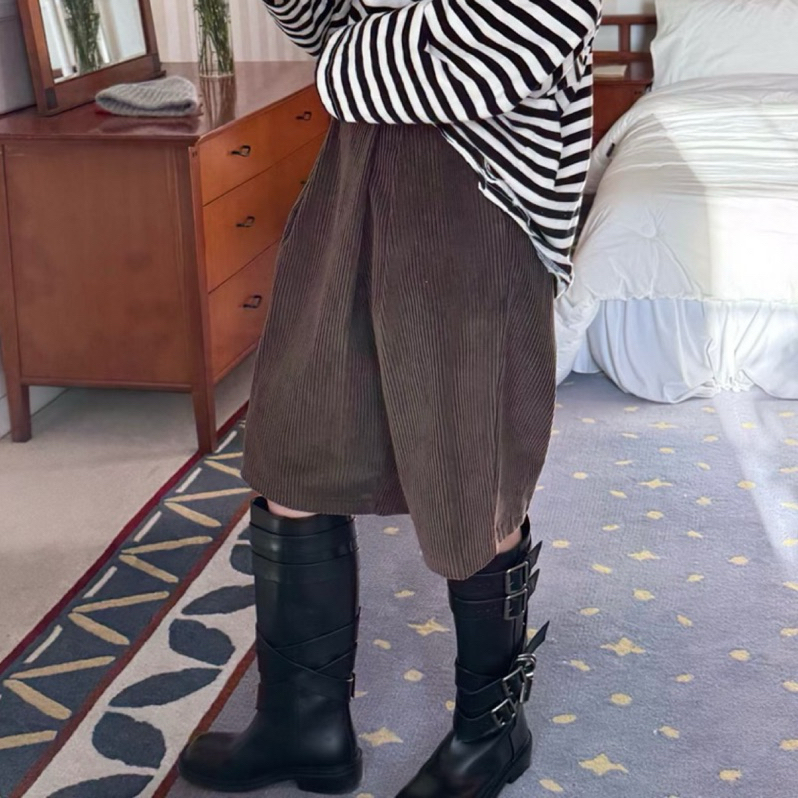 tw-11134207-81ztj-mic1mzrkvk77e4