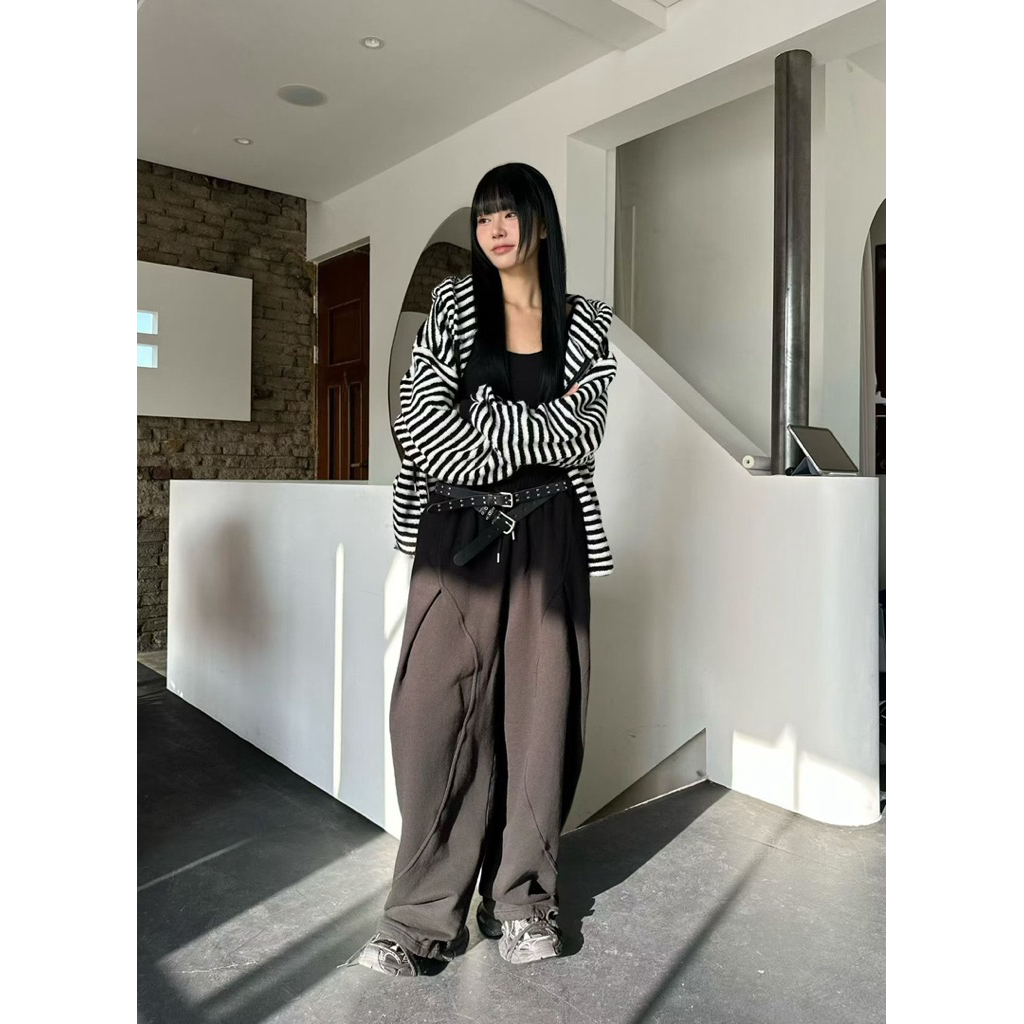 tw-11134207-81ztp-mij3m6i8c2kh77