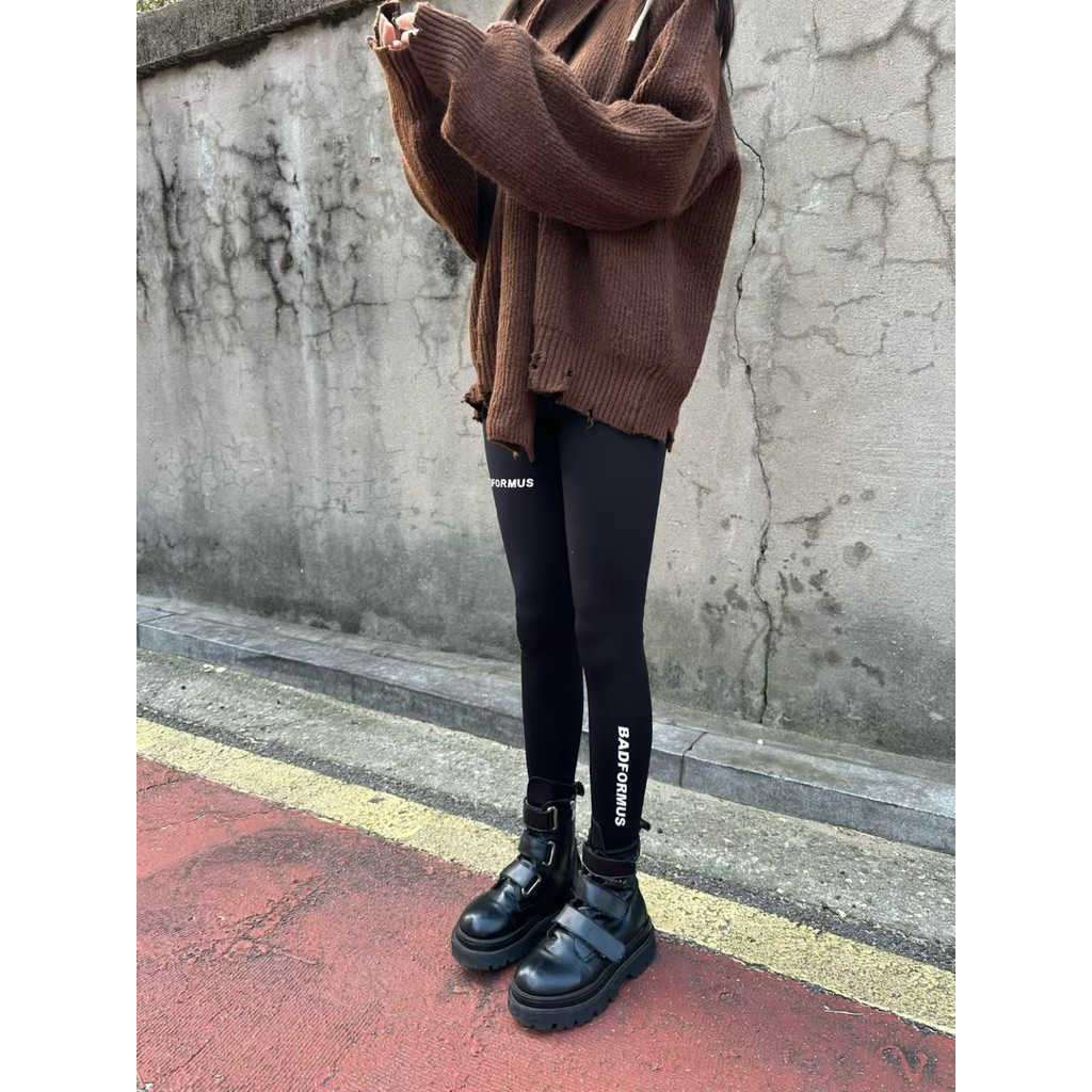 tw-11134207-81ztg-min81gl4xg5j51