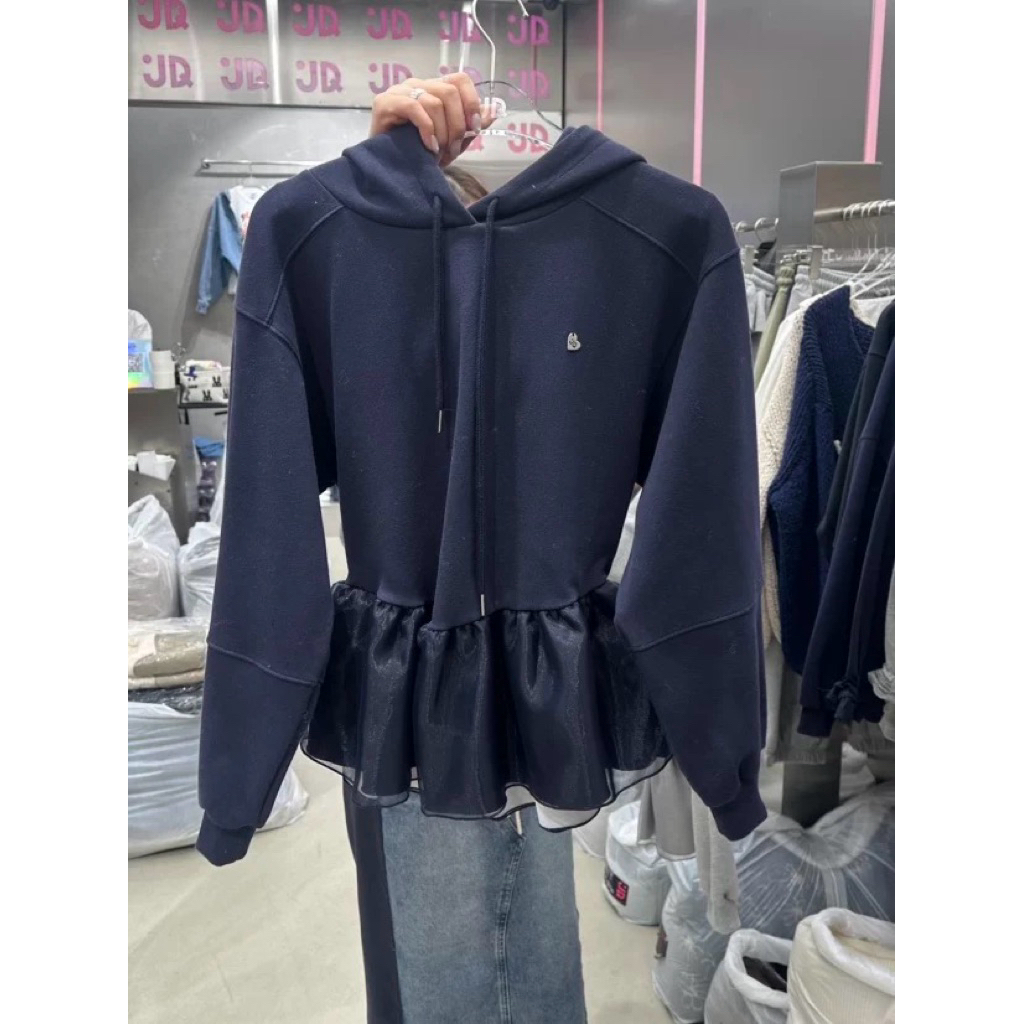 tw-11134207-81ztq-mjljix3tk1zb1d