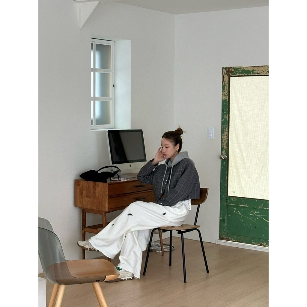 tw-11134207-81ztd-mjzodbcrg07832