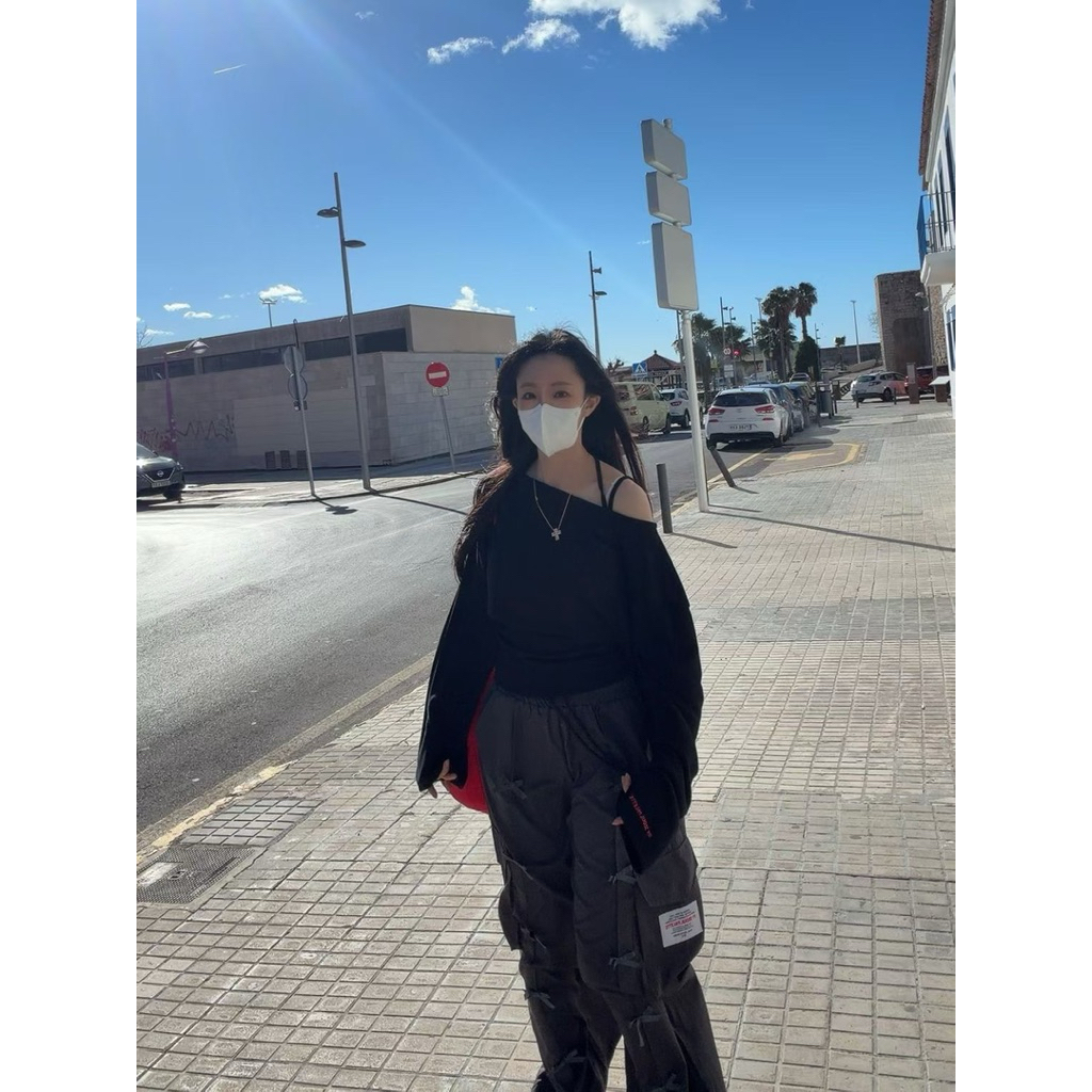 tw-11134207-820l9-mk80juv63uo1dd