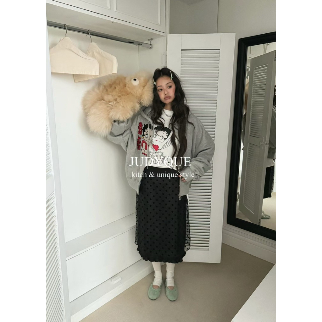 tw-11134207-820li-ml58fx8taznz5a