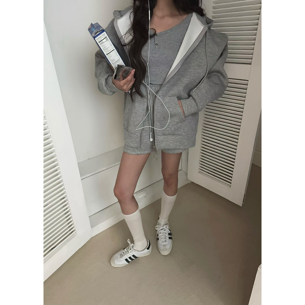 tw-11134207-820l8-ml7hmqu0c7bcf2