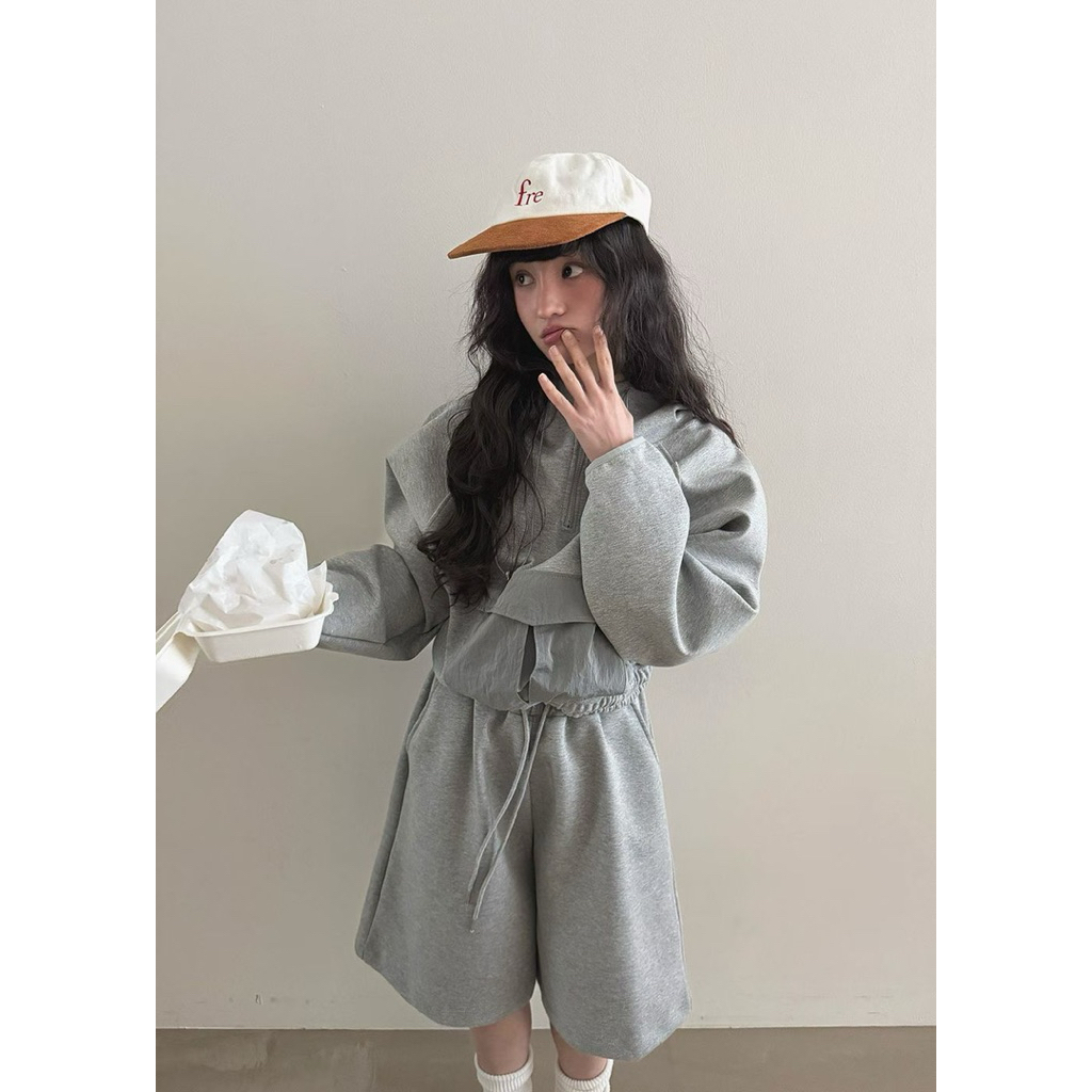 tw-11134207-820le-ml7gugb1m87686