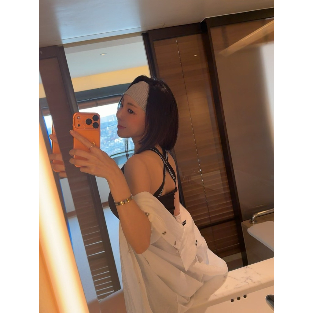 tw-11134207-820l9-ml9anev32byn4f