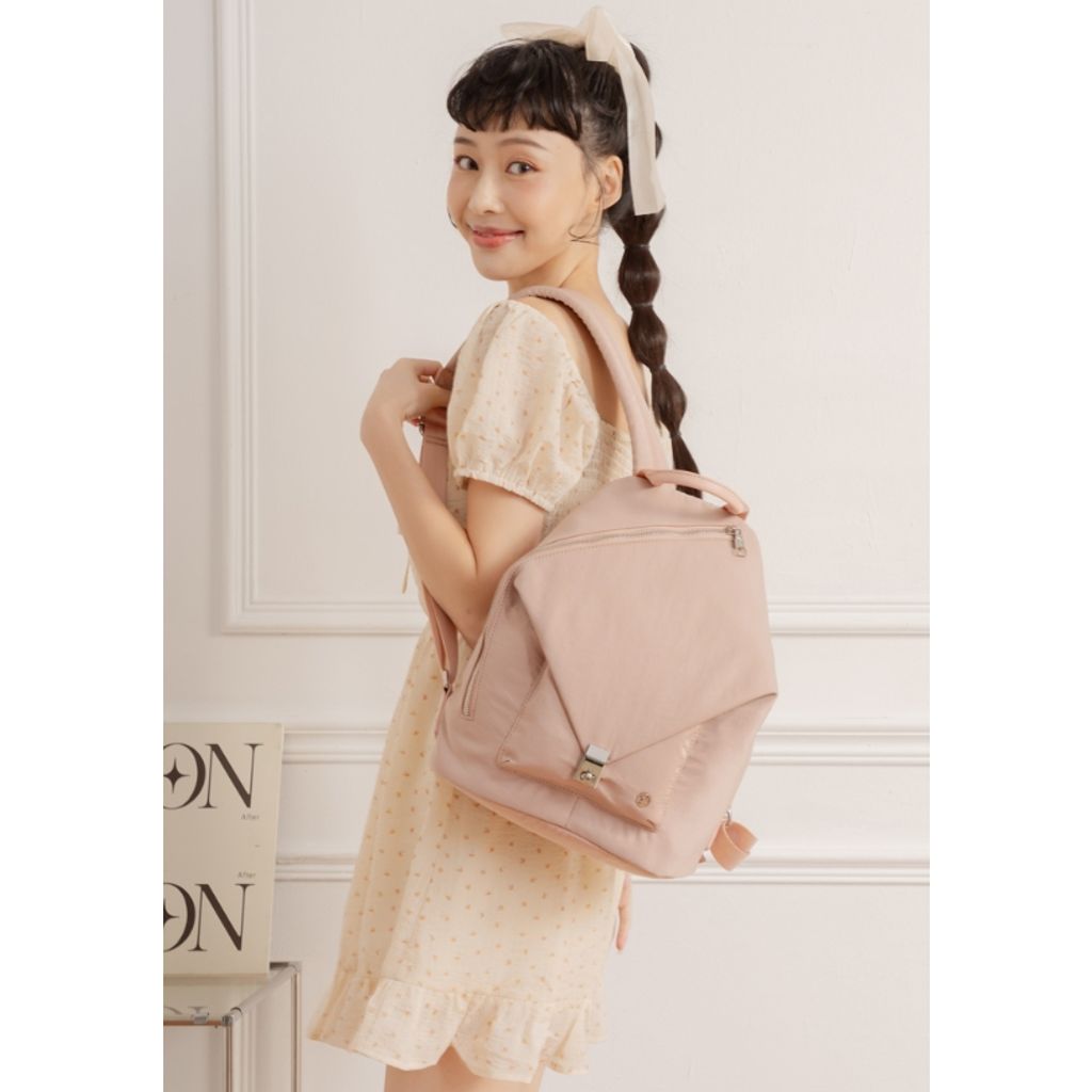 tw-11134207-7rbk7-m9o9vd8s9f5214