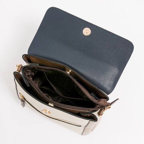 tw-11134207-7rbk0-m99v6uablhtxdc