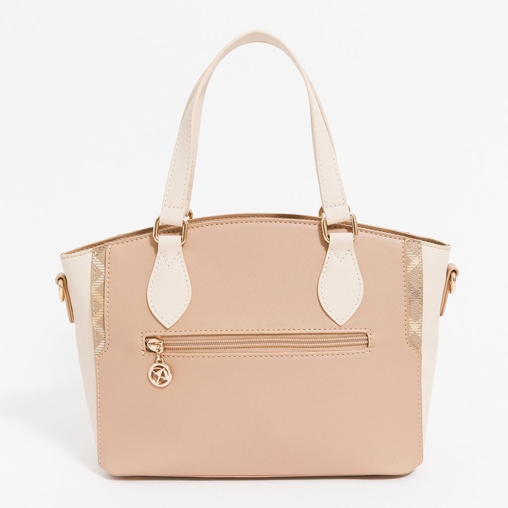 tw-11134207-81ztd-mgzzpoyq1ki12b