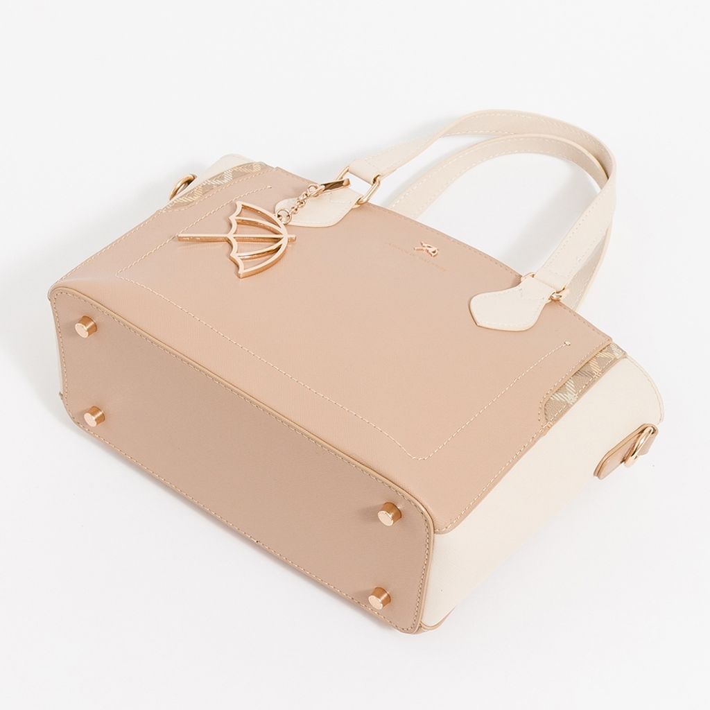 tw-11134207-81ztq-mgzzpoyyz8js5d