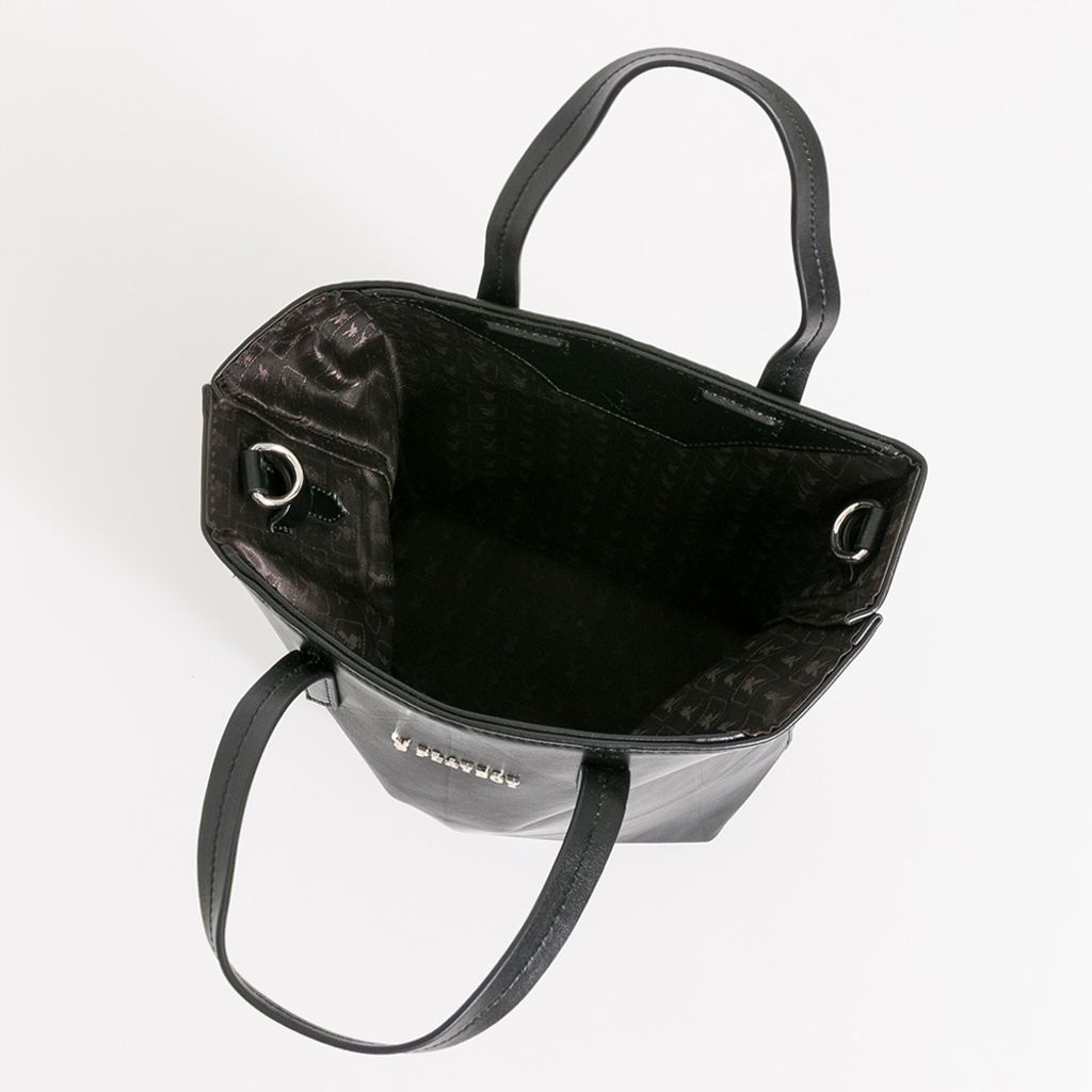 tw-11134207-81zto-mhvtgqcqaayq63