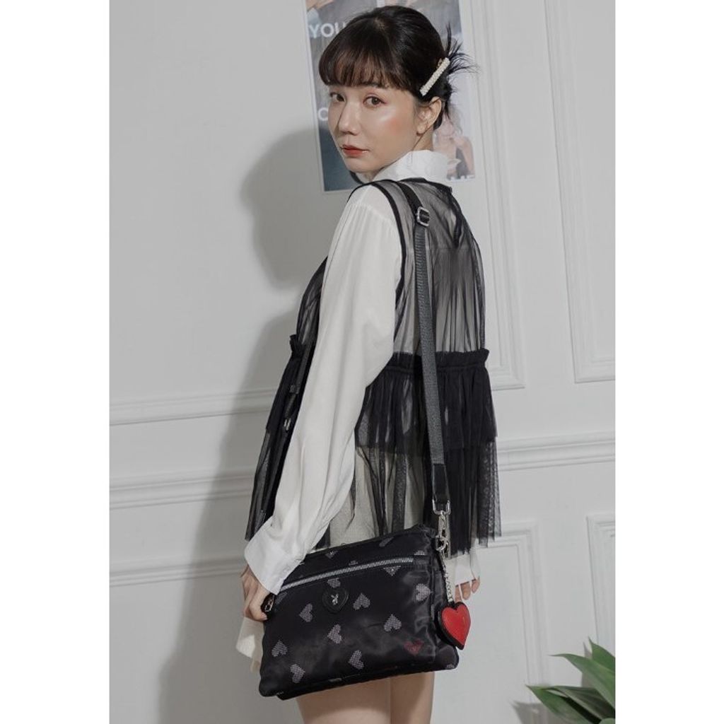 tw-11134207-81ztl-mhzw3omr3sw19b