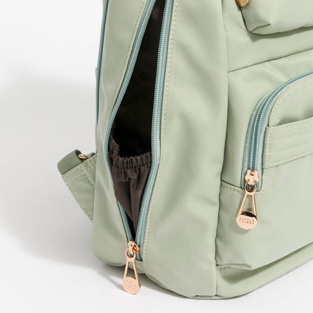 639008885184270000 (4)