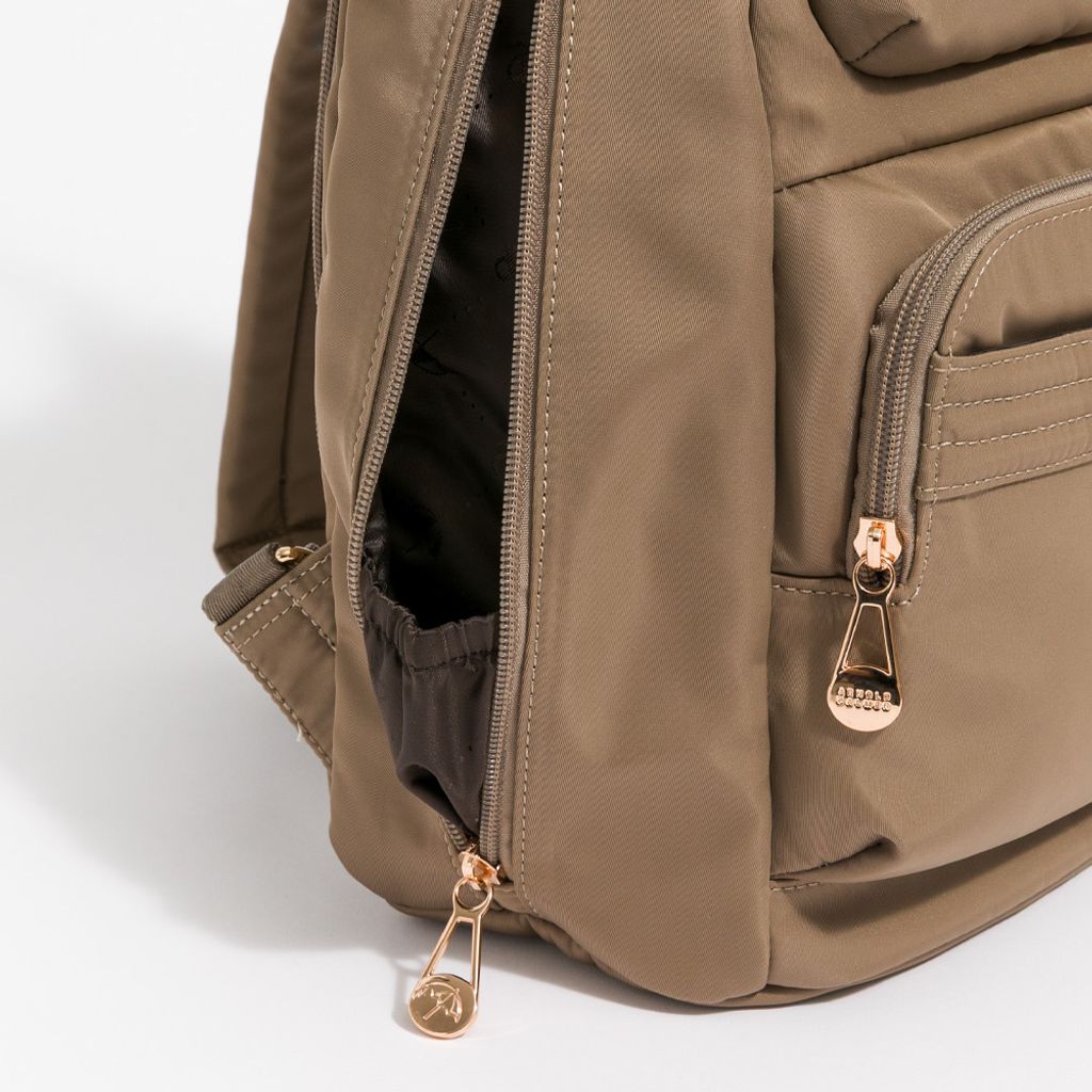 639008884257130000 (4)