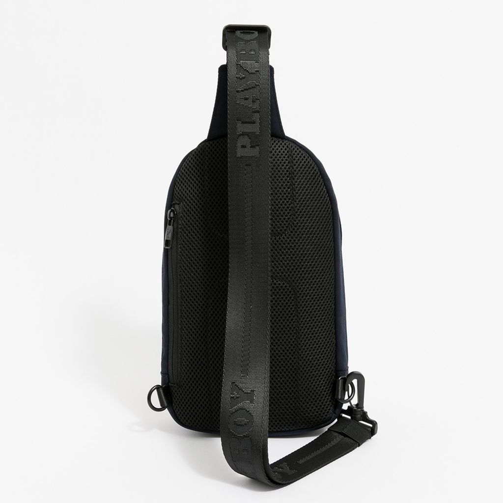 tw-11134207-81ztk-micuqhk7zh1i8e