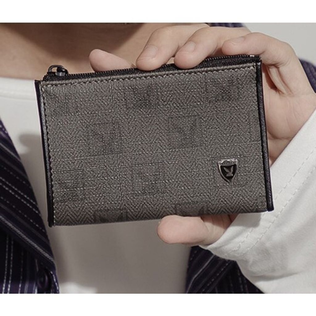 tw-11134207-81zth-mewqcvo4mps25b