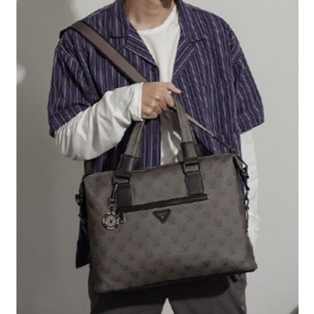 tw-11134207-81ztg-mev8yhoqf37re6