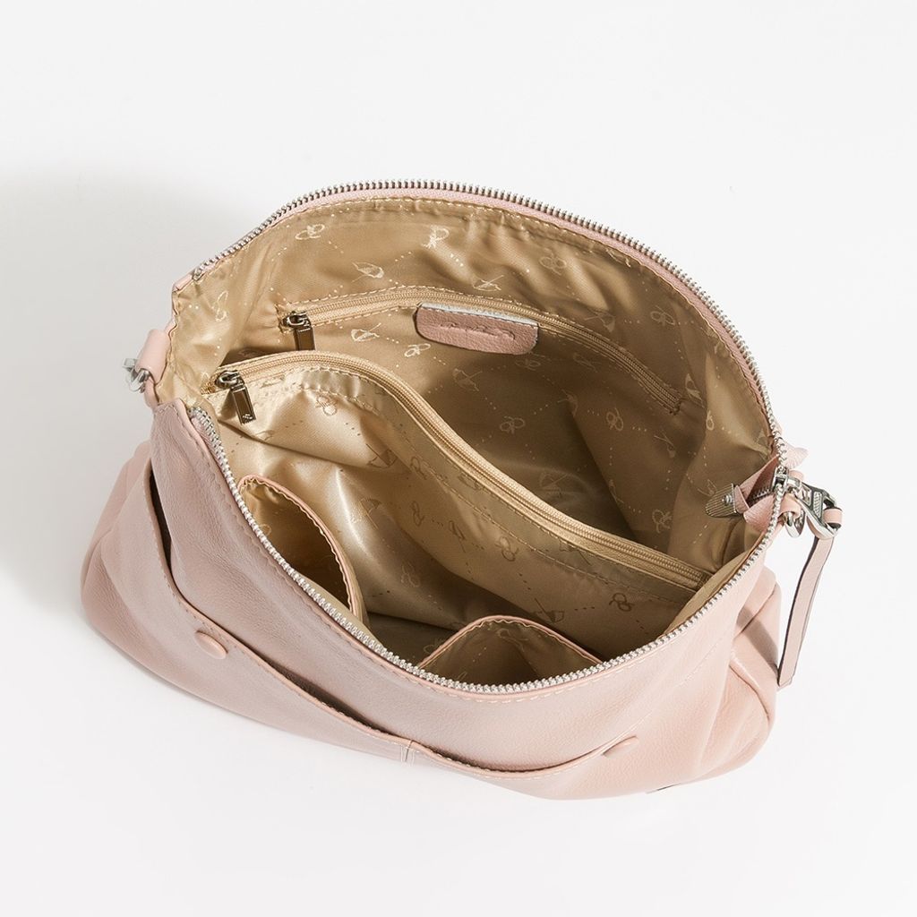 tw-11134207-81ztl-mj6v06f4g744a3