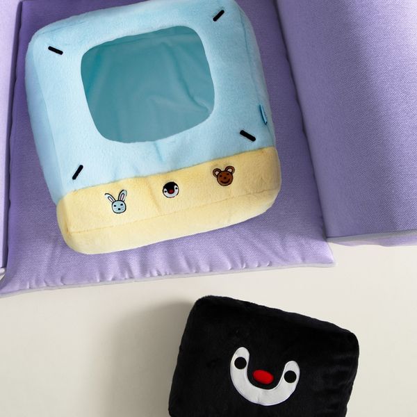 Pingu 企鵝家族 抱枕系列 企鵝 電視機 可拆卸 毛絨 沙發 抱枕 電視機抱枕｜嗨寶好選物