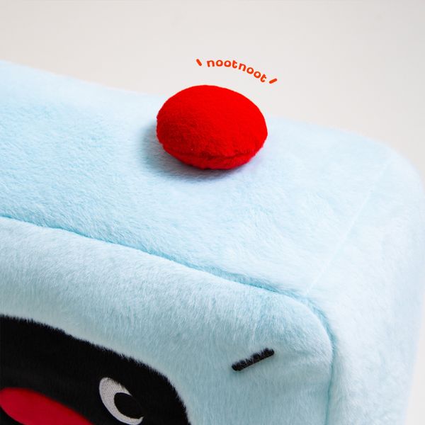 Pingu 企鵝家族 抱枕系列 企鵝 電視機 可拆卸 毛絨 沙發 抱枕 電視機抱枕｜嗨寶好選物