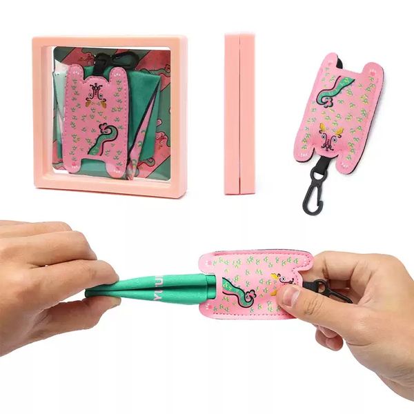 若愚工坊 清潔布 手機布 眼鏡布 相機布 粉紅肌肉猛男兔 肌肉兔  搞怪 粉紅兔 杯墊｜嗨寶好選物