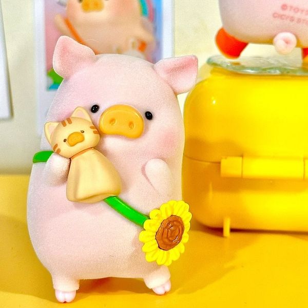 LULU豬 毛絨公仔 旅行系列 LULU 豬 盲盒 手伴 公仔 擺件 扭蛋 收藏品｜嗨寶好選物