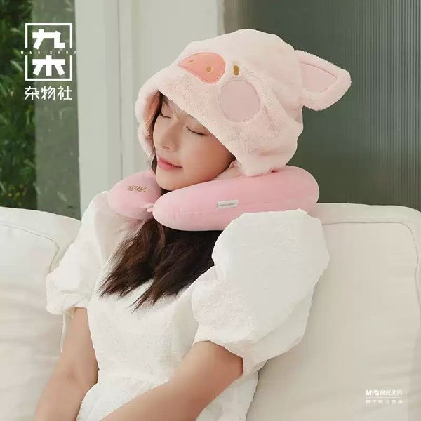 LULU豬  遮光連帽 護頸枕 飛機枕 午睡枕頭 LULU 豬 盲盒 手伴 公仔 擺件 扭蛋 收藏品｜嗨寶好選物