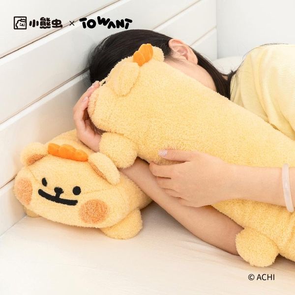  小熊蟲來囉 小熊蟲 長條型抱枕 蟲蟲蟲蟲抱枕 枕頭 睡覺專用 公仔 娃娃 手辦 擺件 長枕頭 腰靠｜嗨寶好選物