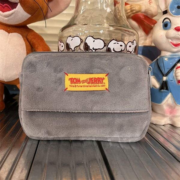 日本 Tom & Jerry 湯姆貓與傑利鼠 刺繡 收納包 短毛絨 手伴 公仔 擺件 扭蛋  開口包｜嗨寶好選物