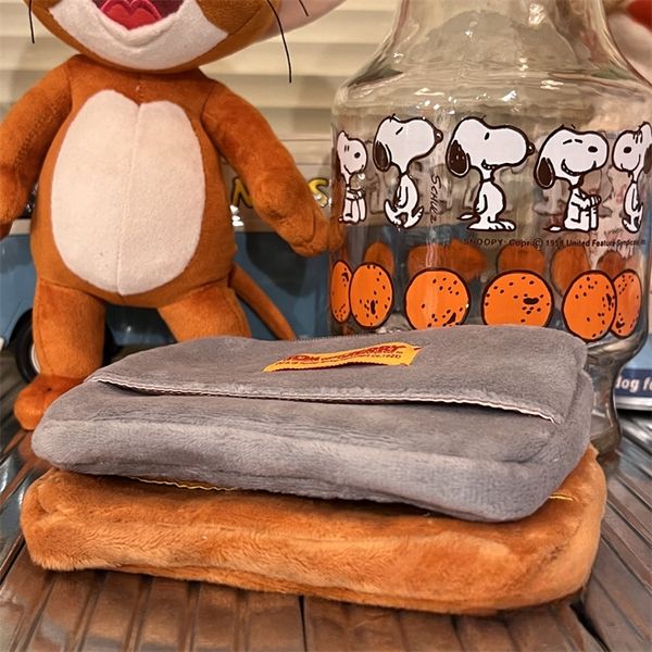 日本 Tom & Jerry 湯姆貓與傑利鼠 刺繡 收納包 短毛絨 手伴 公仔 擺件 扭蛋  開口包｜嗨寶好選物