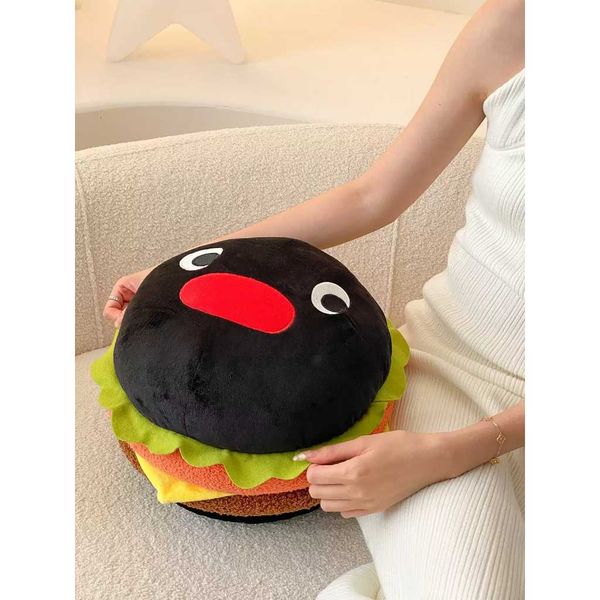 Pingu 企鵝家族 抱枕系列 黑金鵝堡 毛絨 沙發 抱枕 漢堡抱枕 靠墊 企鵝｜嗨寶好選物