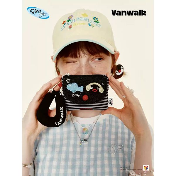 Pingu 企鵝家族 企鵝零錢包 耳機包 手提小包 收納小包 小掛件  盲盒 手伴 公仔 擺件 扭蛋 收藏｜嗨寶好選物