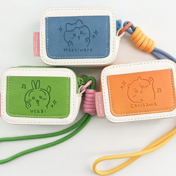 Chiikawa 吉伊卡哇 皮革耳機包系列 耳機套 耳機包 耳機殼 保護殼 擺件 收藏品 MINISO｜嗨寶好選物