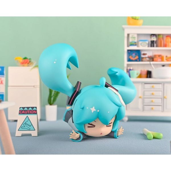 初音未來 MIKU 摔倒的初音未來系列 kaito 鏡音連 盲盒 手伴 公仔 擺件 扭蛋 收藏品｜嗨寶好選物
