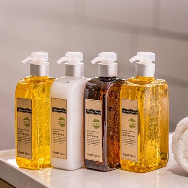 Champs fleuris 洋甘菊天然精油｜漫心酒店｜洗髮精 沐浴乳 潤絲精 身體乳｜490ml｜嗨寶洗浴用品