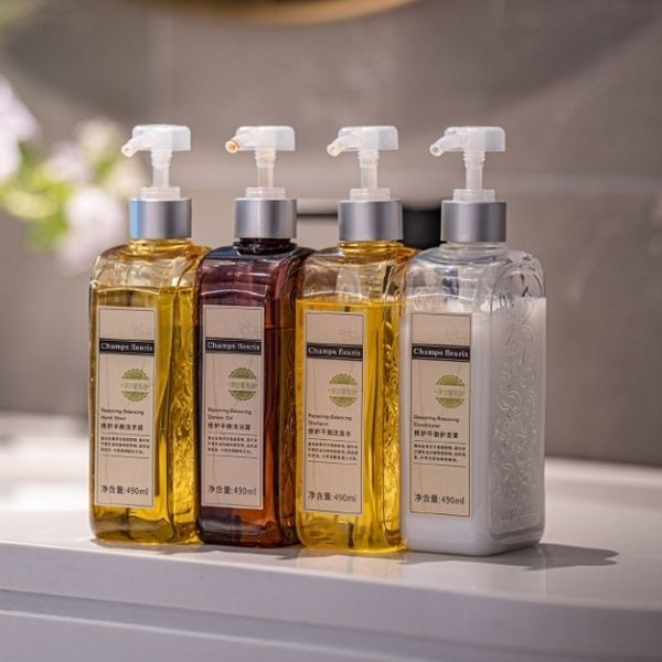 Champs fleuris 洋甘菊天然精油｜漫心酒店｜洗髮精 沐浴乳 潤絲精 身體乳｜490ml｜嗨寶洗浴用品