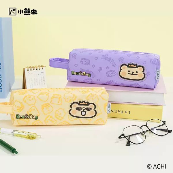 【嗨寶貓溫暖雜物】 小熊蟲來囉 小熊蟲 文具袋 筆袋 鉛筆盒 小公仔 娃娃 掛飾 擺件 手辦 鑰匙扣 小掛娃