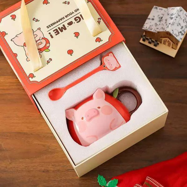 【嗨寶貓溫暖雜物】LULU豬 LULU 豬 聖誕節陶瓷馬克杯 居家好物 廚房用具 生活小物 馬克杯 水杯 贈禮首選