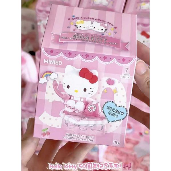 HelloKitty50周年紀念 凱蒂貓盲盒｜Sanrio MINISO｜盲盒 公仔 擺件 收藏品 玩偶｜嗨寶好選物