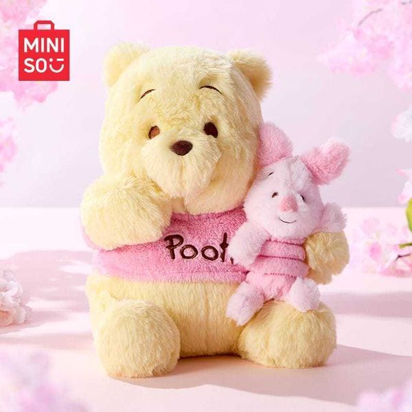 小熊維尼系列 維尼抱皮傑 坐姿公仔 七夕禮物｜迪士尼 MINISO｜盲盒 公仔 擺件 收藏品 玩偶｜嗨寶好選物