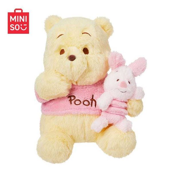 小熊維尼系列 維尼抱皮傑 坐姿公仔 七夕禮物｜迪士尼 MINISO｜盲盒 公仔 擺件 收藏品 玩偶｜嗨寶好選物