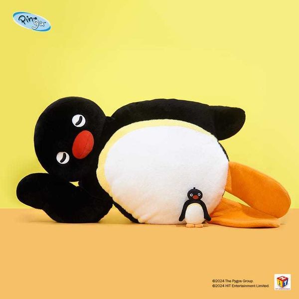 山莫 Pingu 企鵝家族 躺平扁扁抱枕｜可愛 毛絨玩偶 公仔 靠墊 睡覺 枕頭 禮物｜嗨寶好選物
