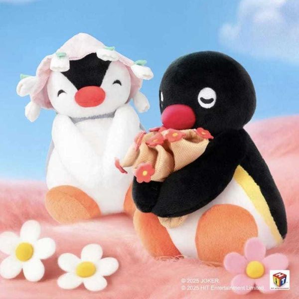Pingu 企鵝家族 送你一束花系列｜正版周邊｜毛絨公仔 可愛坐姿 玩偶 情侶禮盒 收藏禮物｜嗨寶好選物