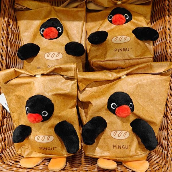 Pingu 企鵝家族 紙袋抱麵包 系列｜山莫｜毛絨 公仔 掛件 吊飾 可愛 玩偶 包掛 收藏 禮物 周邊｜嗨寶好選物