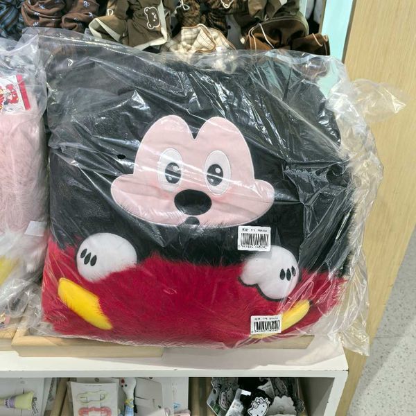 迪士尼 爆炸米奇 40cm 毛絨抱枕｜MINISO｜可愛 收藏 居家 送女生 生日禮物｜嗨寶好選物