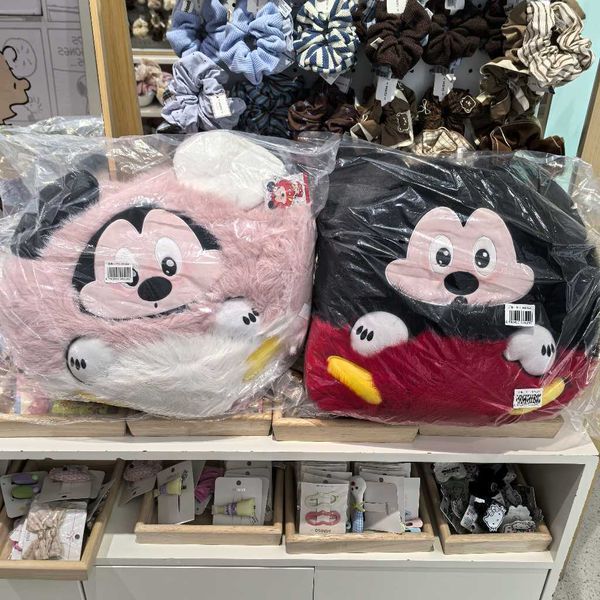 迪士尼 爆炸米奇 40cm 毛絨抱枕｜MINISO｜可愛 收藏 居家 送女生 生日禮物｜嗨寶好選物