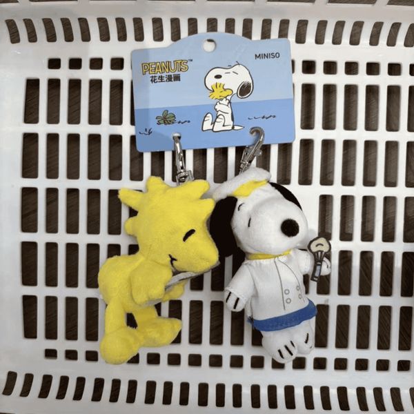 史努比 烘焙雙聯 毛絨掛飾 ｜MINISO ｜毛絨 掛飾 公仔 史努比 糊塗塌客 可愛 收藏 女生 生日禮物｜嗨寶好選物