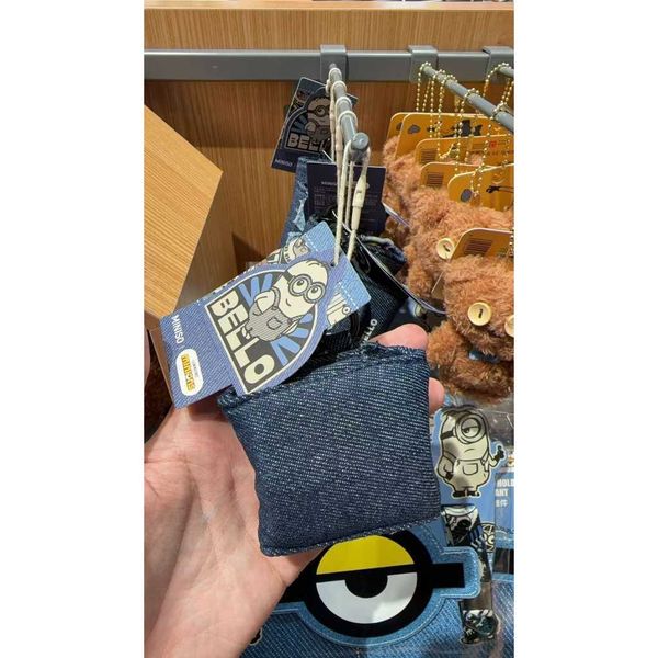 小小兵 牛仔貼布繡 零錢包 耳機包｜MINISO｜收納袋 可愛 實用 送女生 生日禮物｜嗨寶好選物