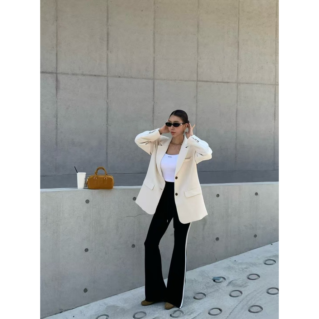 tw-11134207-81ztm-mf6c5j1yzx1r17